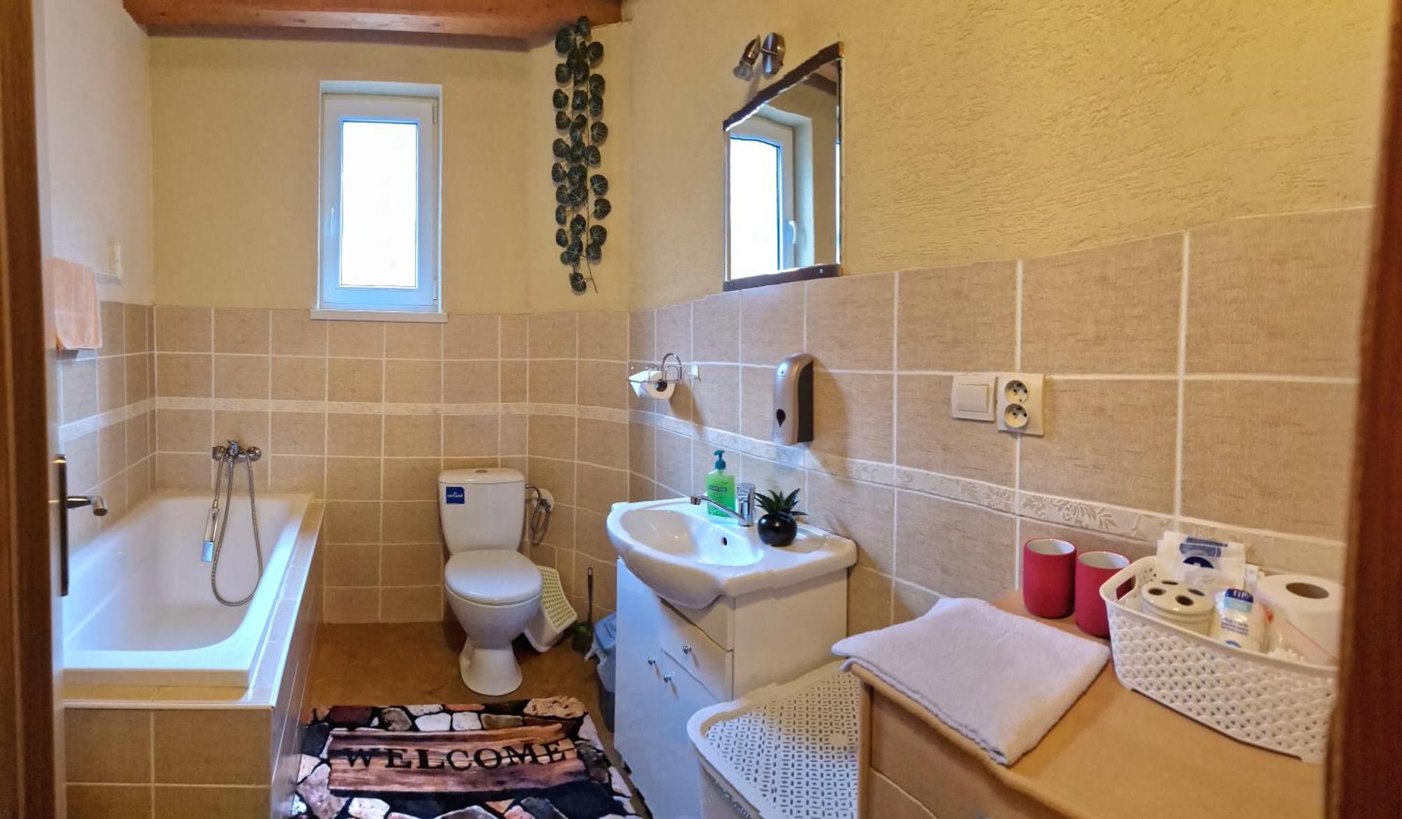 Apartmán Erika Bešeňová Exterior foto